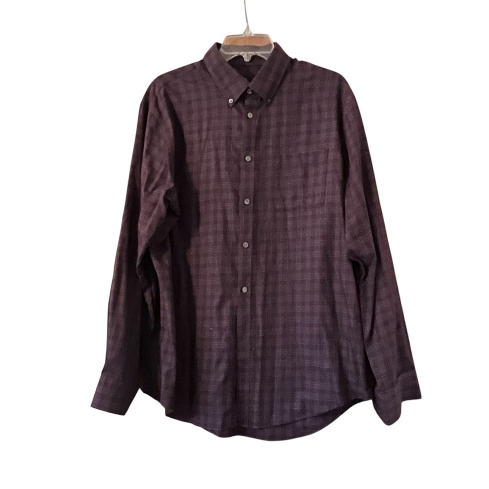 Van Heusen Men’s Large Purple Button Down Shirt